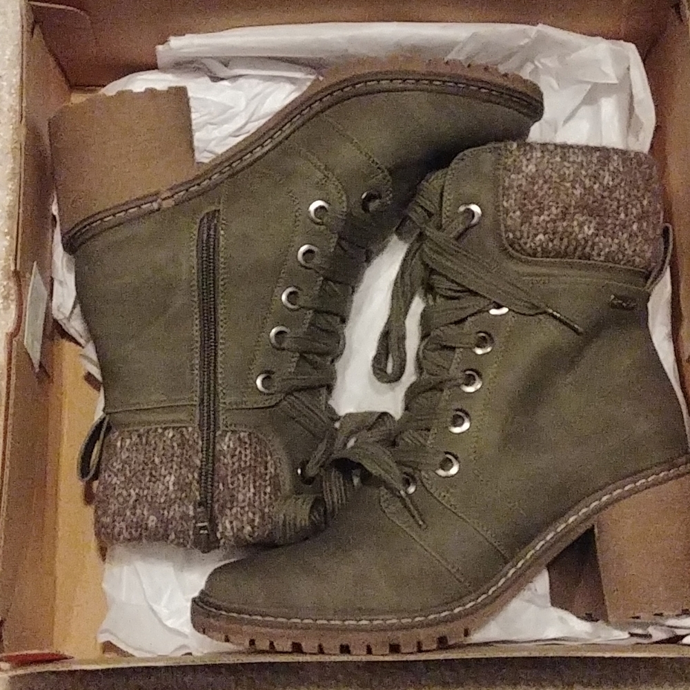 Roxy Whitley Boots